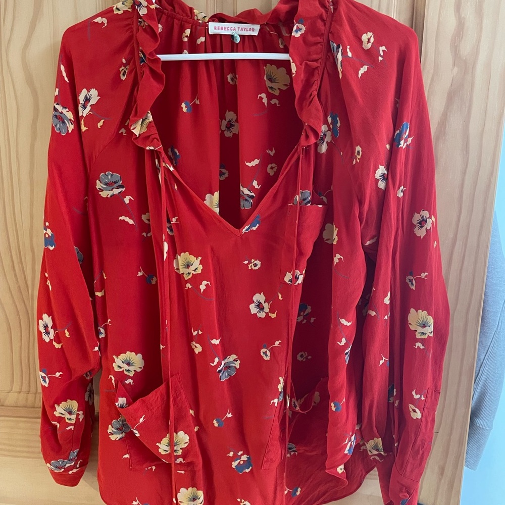 Red floral silk top with pockets!